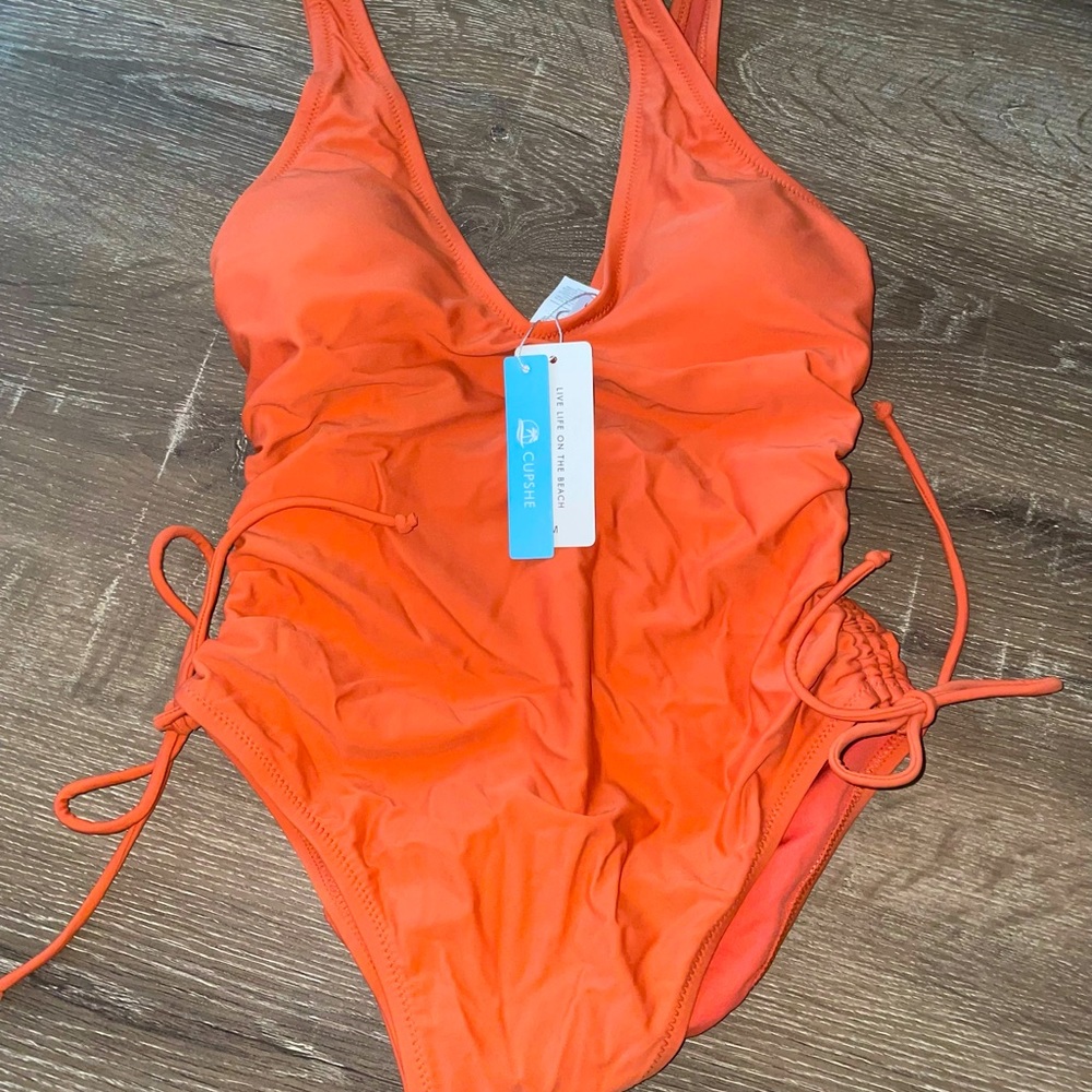 NWT Cupshe Bathing Suit